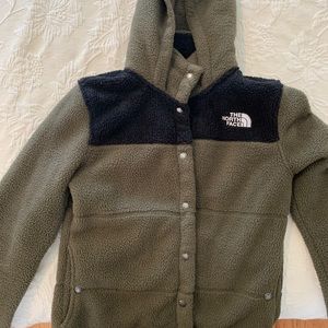 Women’s north face jacket